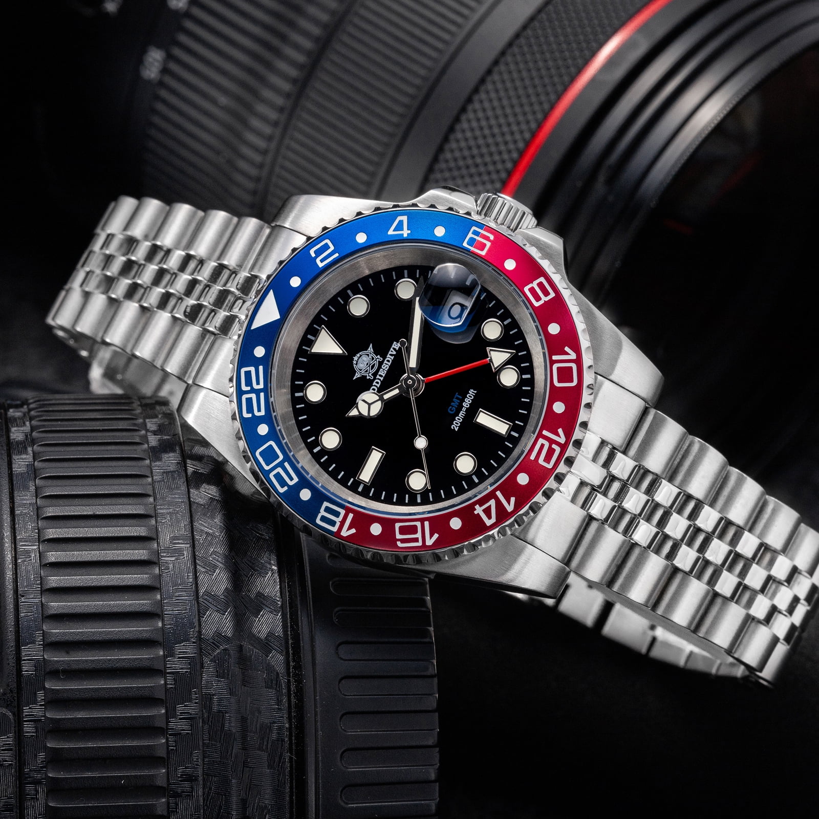 ADDIESDIVE Men's Watch Swiss GMT Quartz Movement Dive Watch 200M Waterproof with Rotating Aluminum Bezel & Luminous for Diving, Travel, Business - Image 4