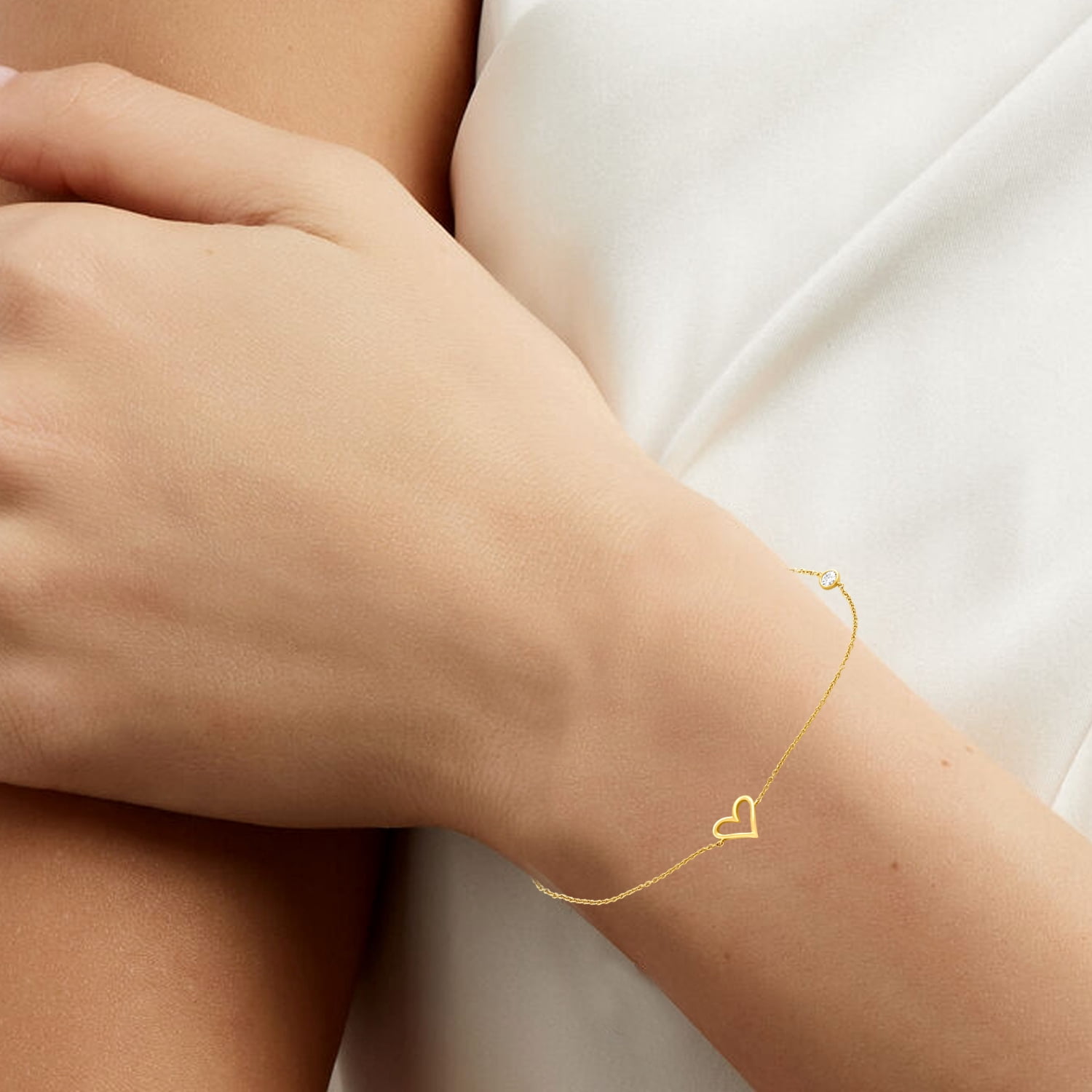 Brilliance Fine Jewelry Lab-Grown Diamond Heart Station Bracelet in Yellow Gold-Plated Silver - Image 4