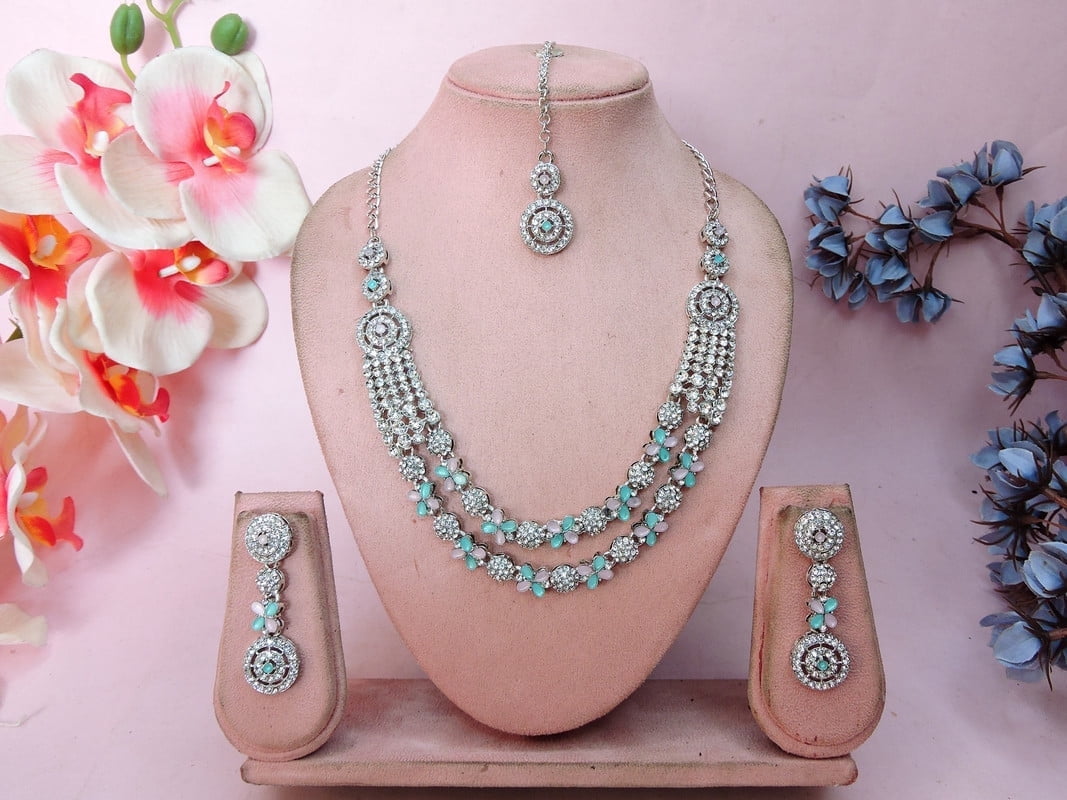 Parshwa Creations Exquisite Indian Bollywood Wedding & Bridal Wear Silver Plated Women's Kundan Jewelry Choker Necklace Set