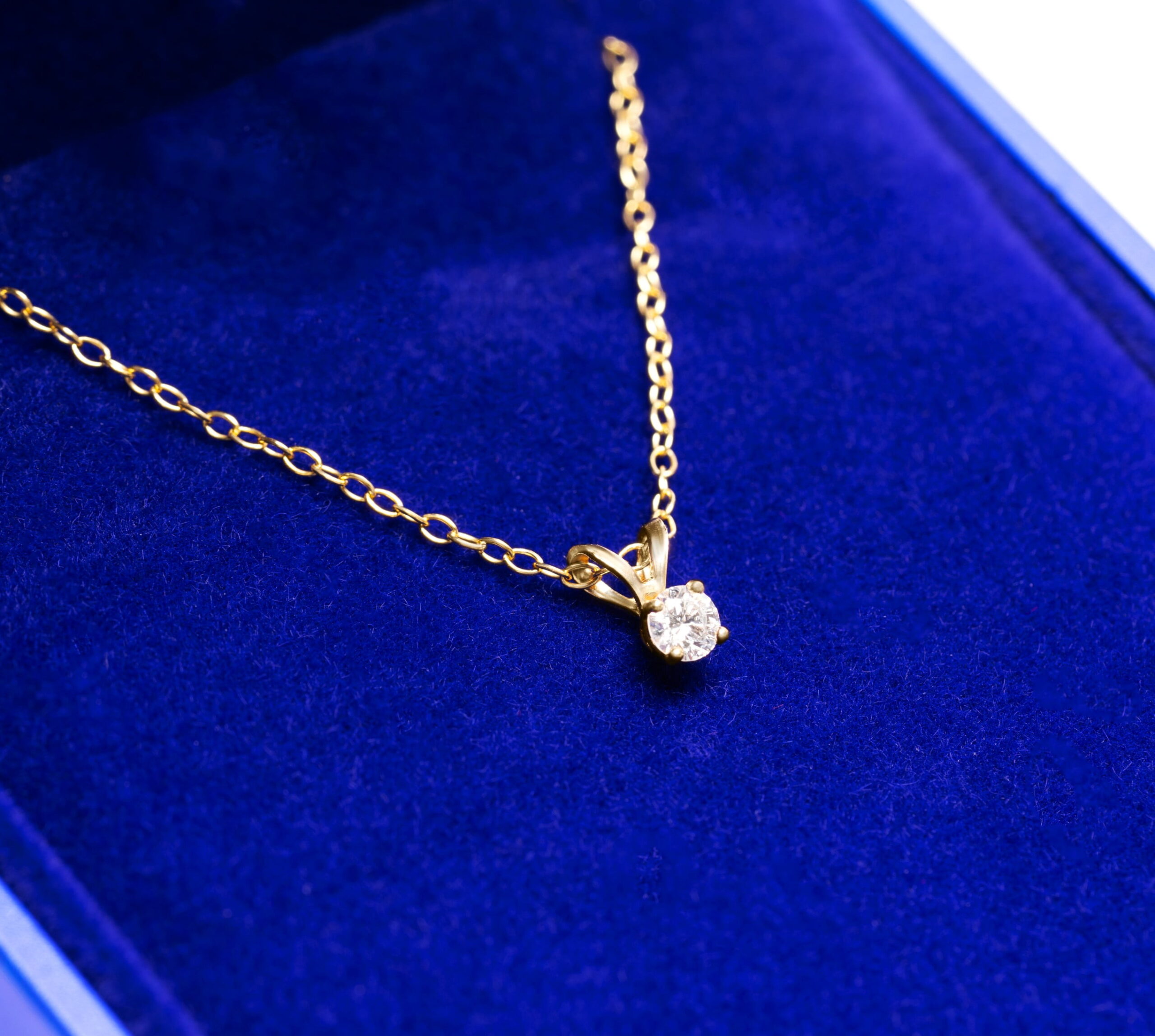 SuperJeweler 14 Karat Yellow Gold 1/6 Carat Diamond Solitaire Necklace for Women, 18 Inches, Diamond Necklace for Women - Image 4