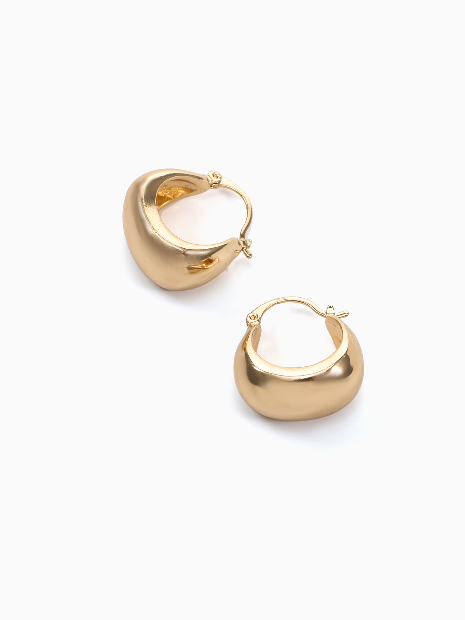 Time and Tru Goldtone Chunky Snap Hoop Earring, 1 Pair - Image 2