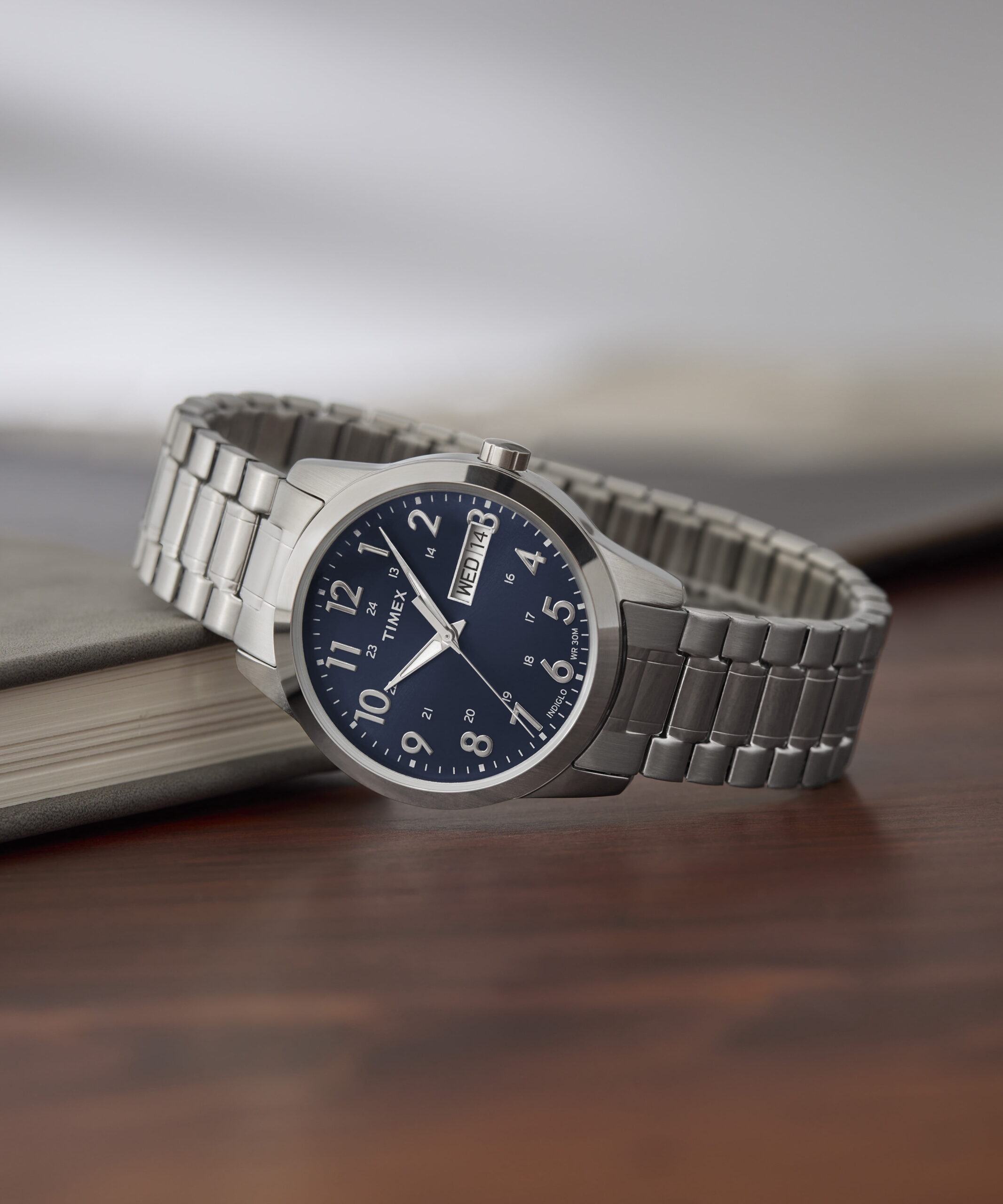 Timex Men's South Street Sport Silver/Blue 36mm Casual Watch, Expansion Band - Image 3